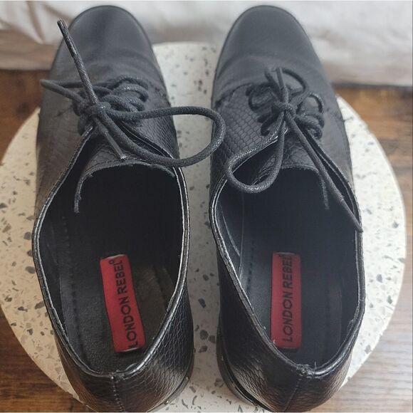 London Rebel Studded Lace Up Shoes - Picture 9 of 13
